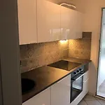 Haus Pamela A *