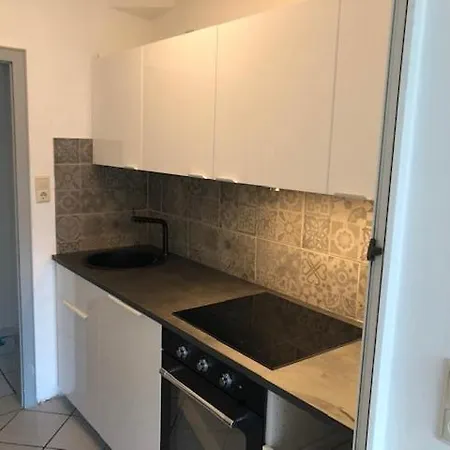 Haus Pamela A *