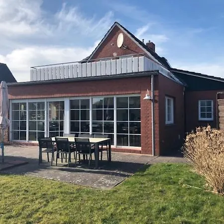 Haus Pamela A *