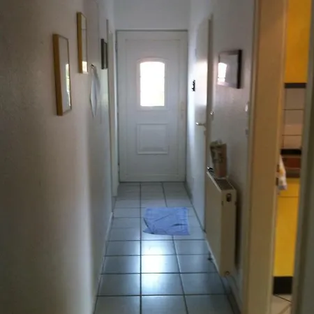 Haus Pamela A *
